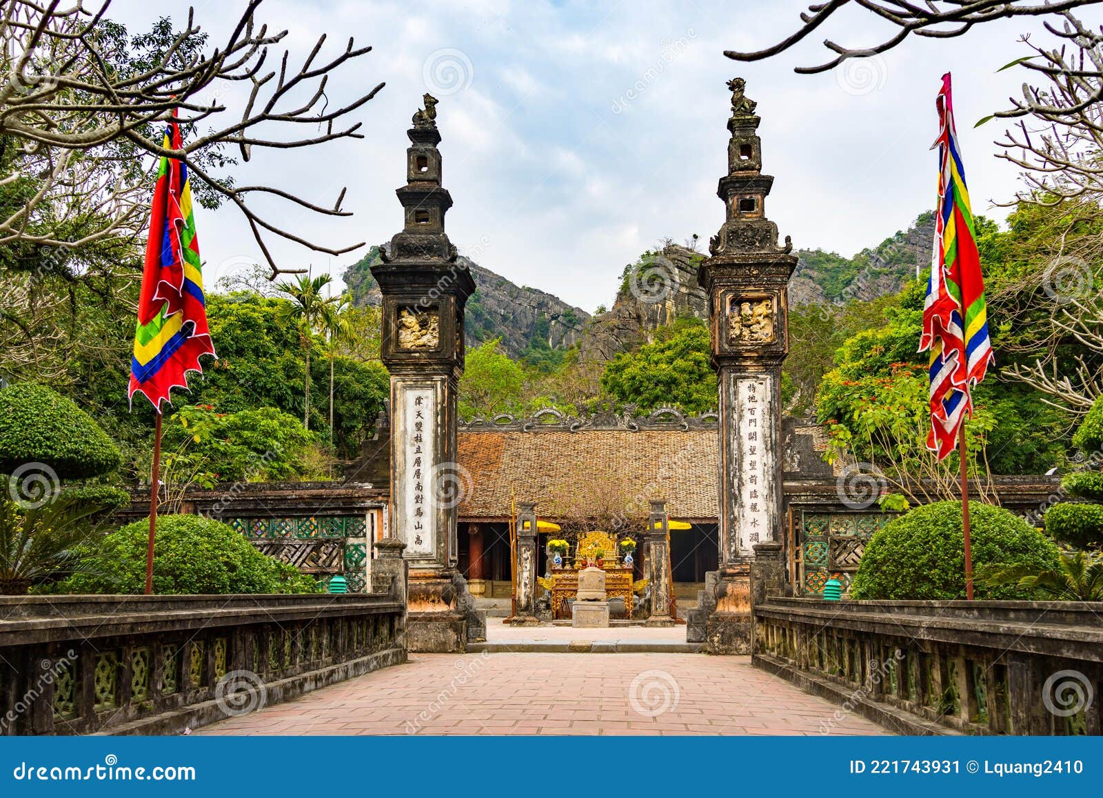 road to the dinh tien hoang temple at ninh binh, vietnam